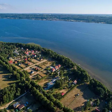 Near Zarnowieckie Tatil Evi *