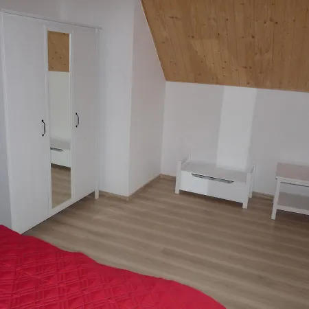 Near Zarnowieckie Tatil Evi Lubkowo