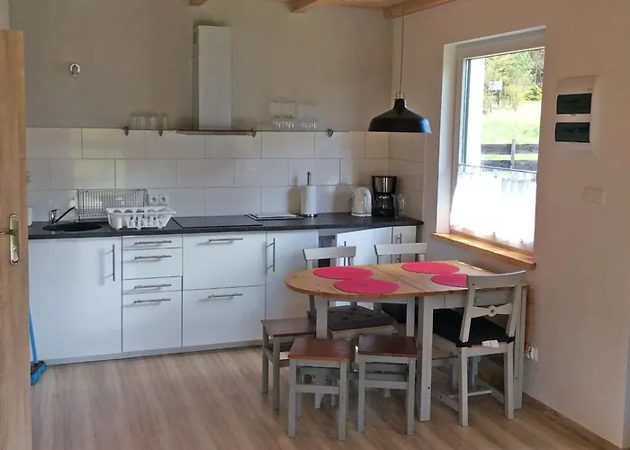 Semesterbostad Near Zarnowieckie Lubkowo