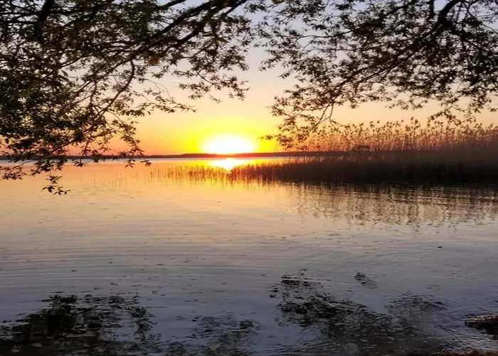 Semesterbostad Near Zarnowieckie Lubkowo